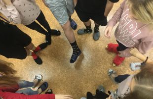 received 1807403526216842