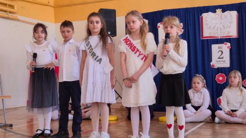 Uroczysty apel z okazji 3 maja (4)