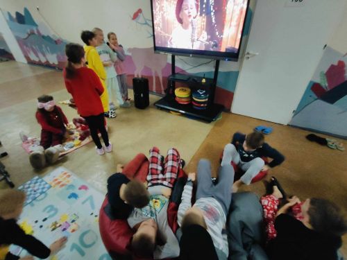 Mikolajkowa nocka klas trzecich5